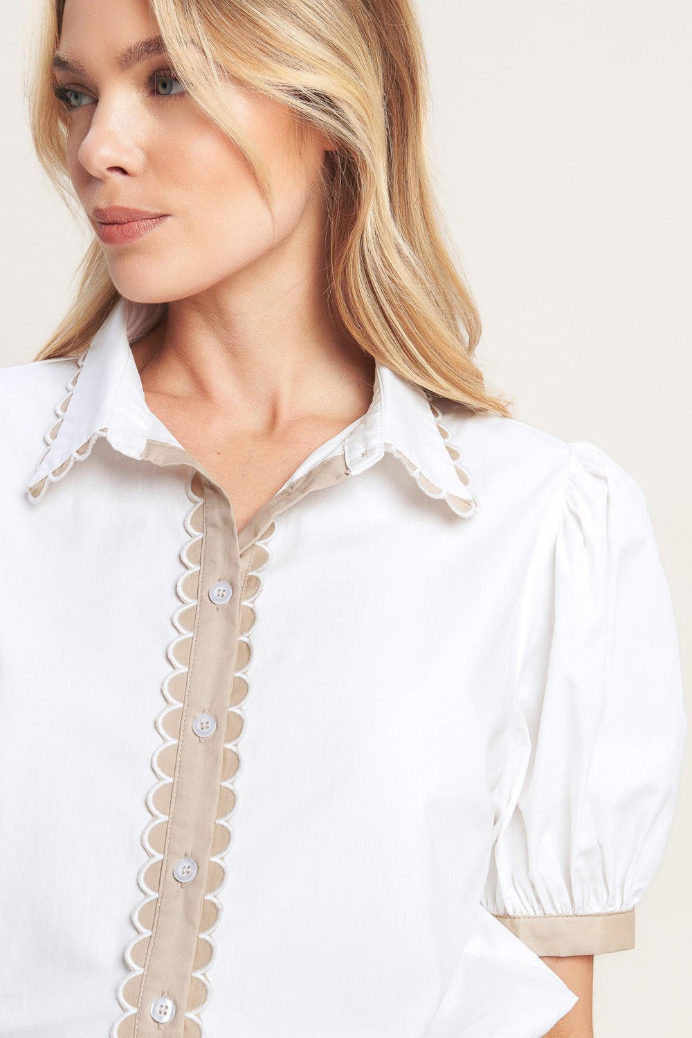 REFINED DAY WOVEN TOP.