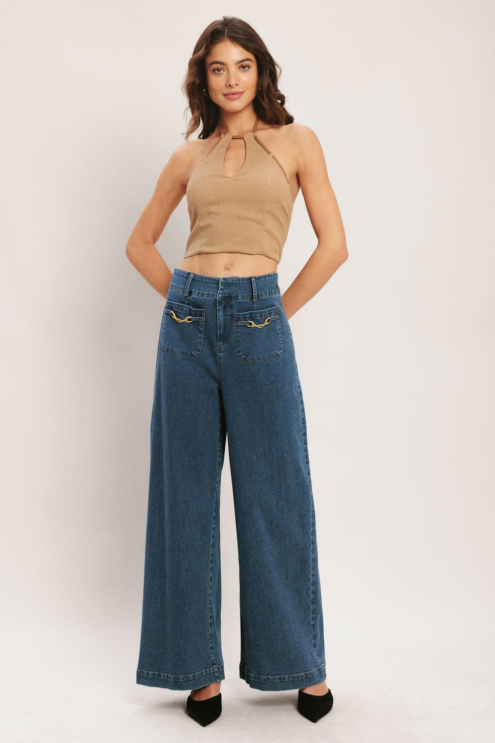 CARAMEL COAST WOVEN CROP TOP.