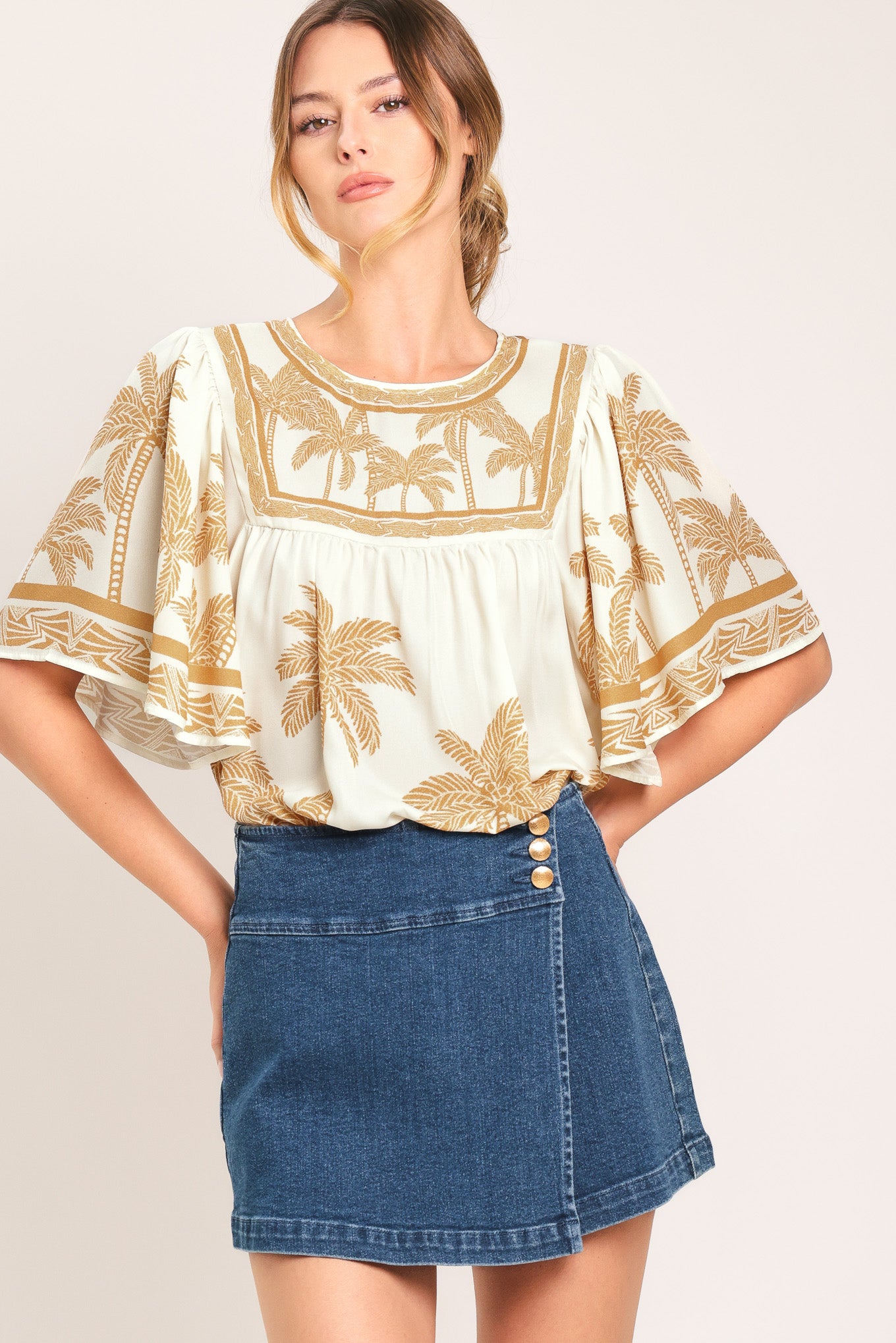 BREEZE STORY WOVEN TOP.