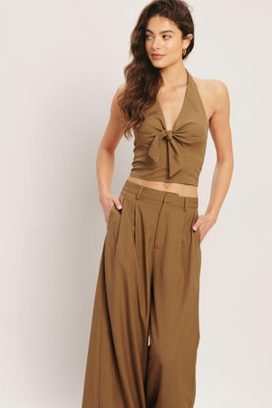 UMBER FLOW WOVEN HALTER TOP.