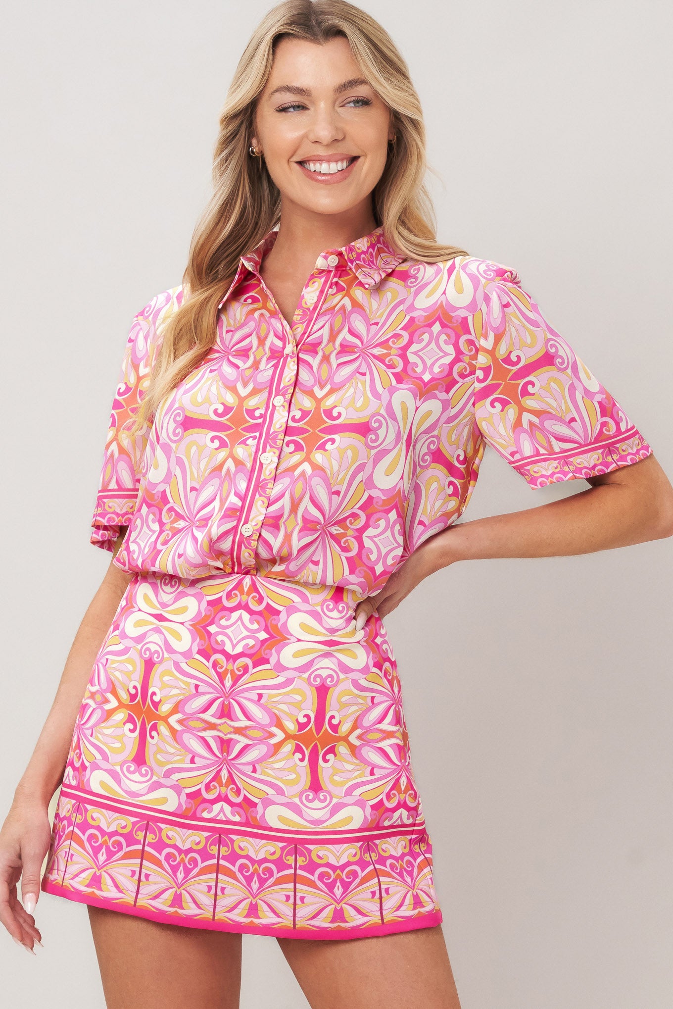 CANDY ORBIT WOVEN TOP.