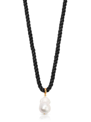 Freshwater Token Necklace - Flying Tomato - Necklaces - Ettika