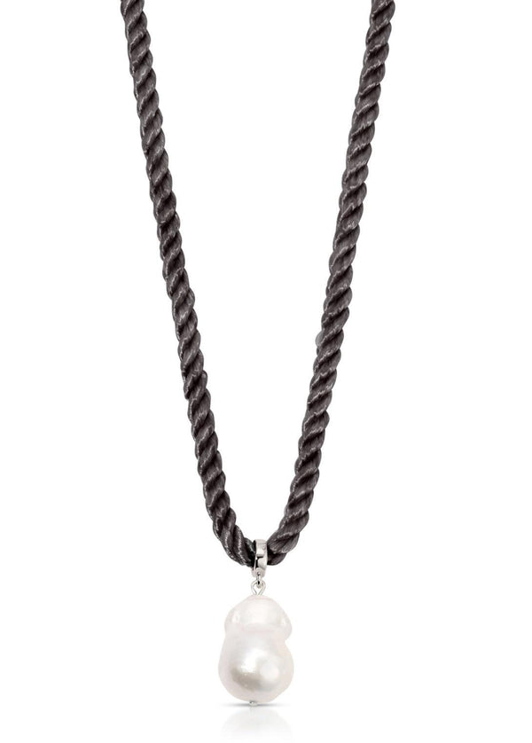 Freshwater Token Necklace - Flying Tomato - Necklaces - Ettika