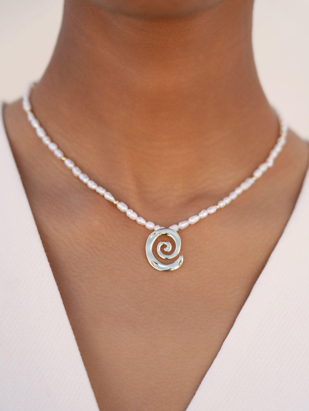 Aura Pearl Necklace - Flying Tomato - Necklaces - Ettika