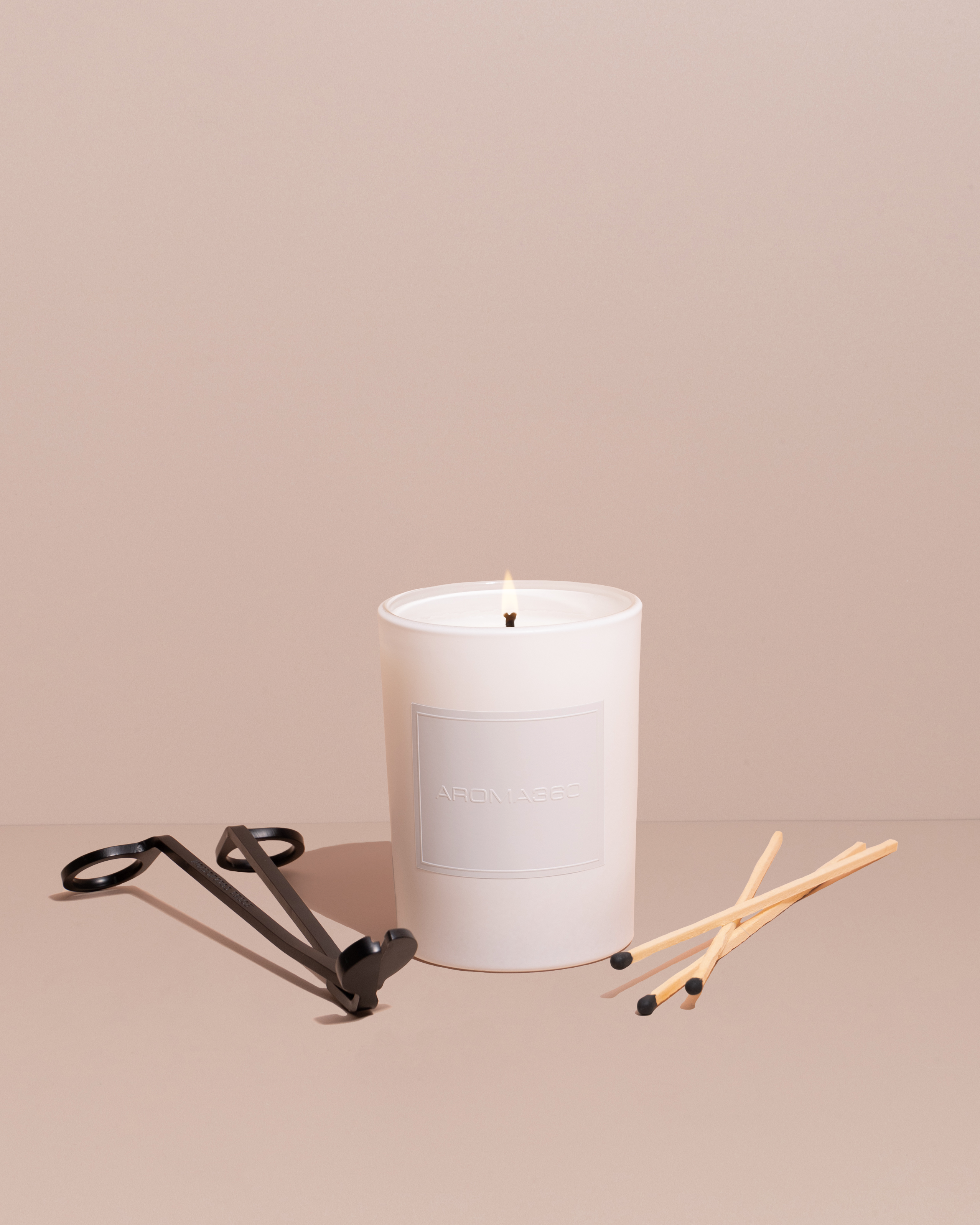 Black Velvet Single-Wick Candle