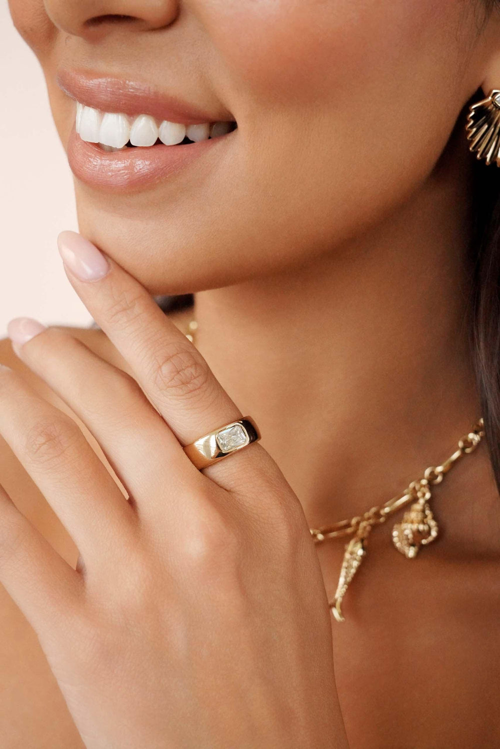 Emerald Cut Treasure Ring - Flying Tomato - Rings - Ettika