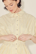 BUTTER MODE ACTIVATED WOVEN TOP.