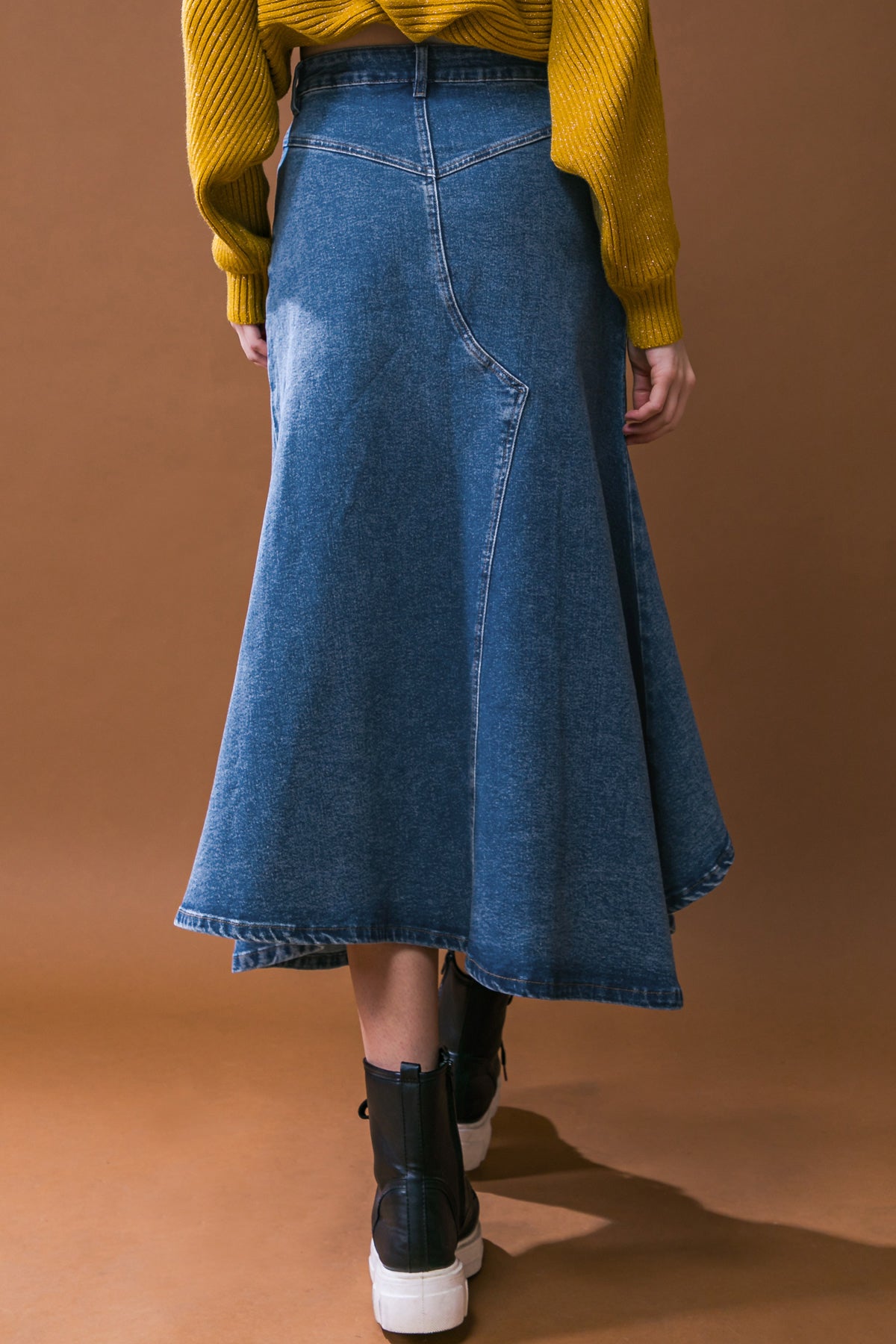 PEOPLE COME AS YOU ARE MIDI DENIM SKIRT