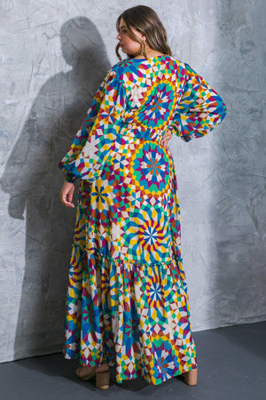 EVERYTHING I LOVE WOVEN MAXI DRESS.