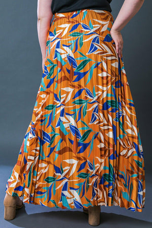 FEELS LIKE FALL WOVEN MAXI SKIRT.