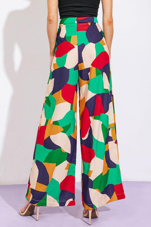 LOOKING MY BEST WOVEN PANTS.