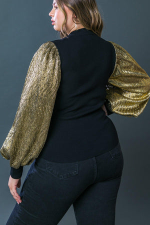 LOVELY ESSENCE SWEATER TOP.