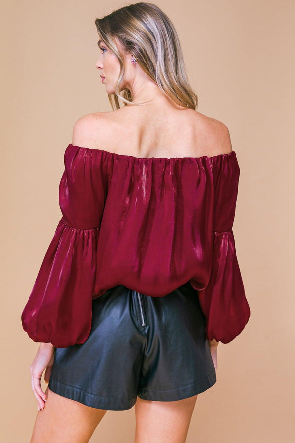 SIMPLY FAVORED WOVEN TOP.