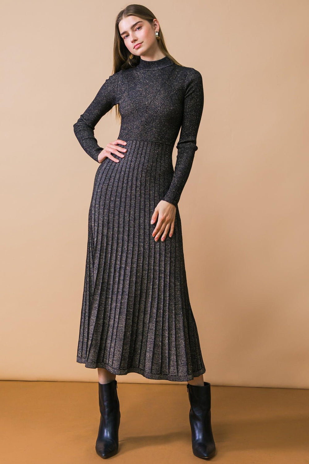 STAY COZE SWEATER MIDI DRESS.