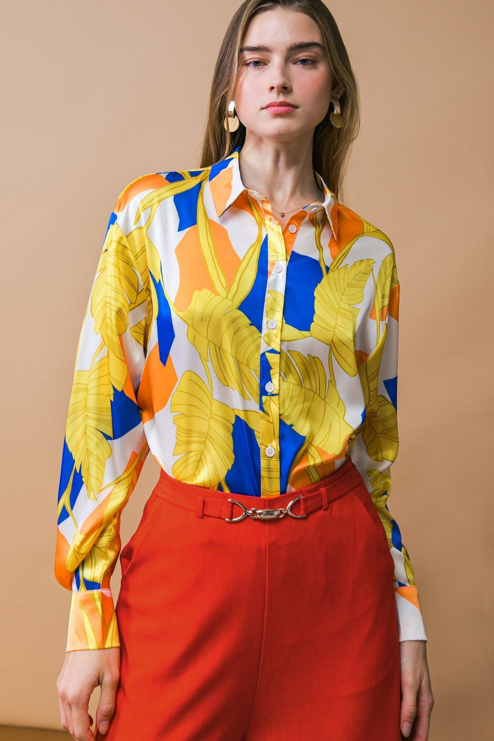 LISTEN TO HER WOVEN TOP.