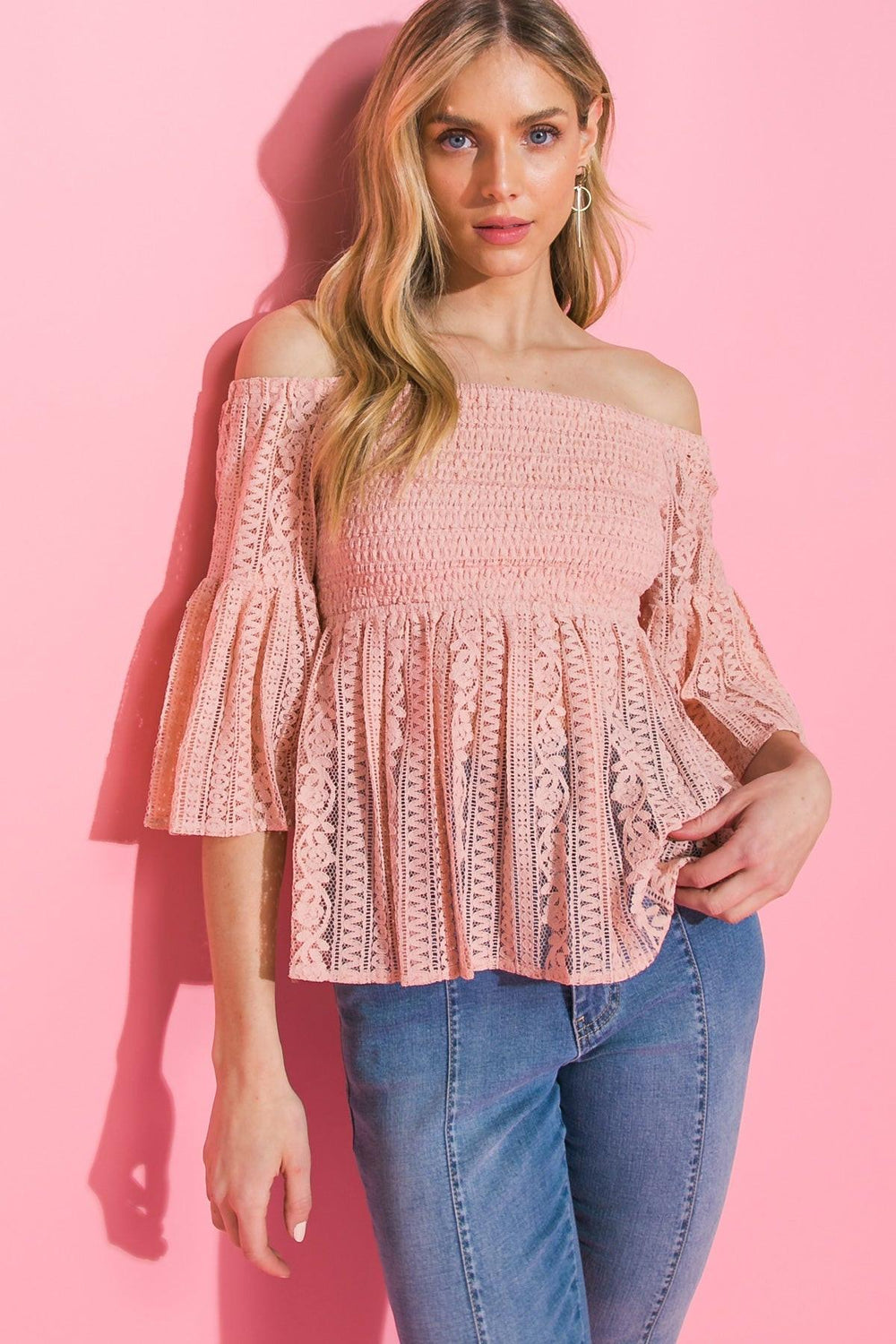 COASTAL CITY LACE TOP.