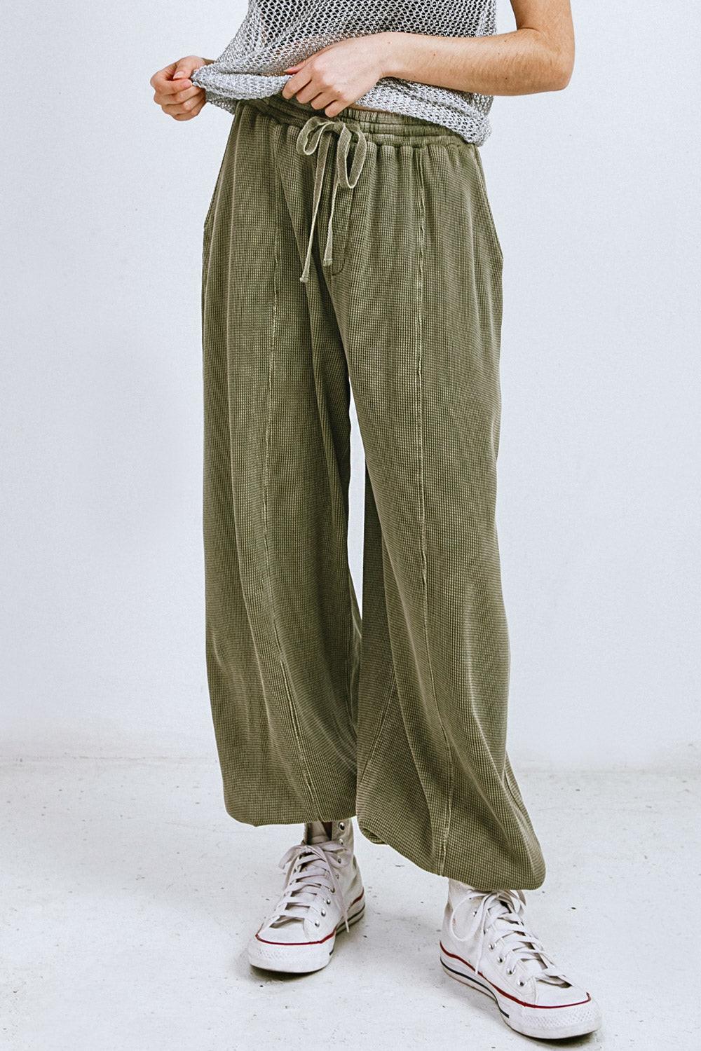 A CHILL MOMENT JOGGER PANTS.