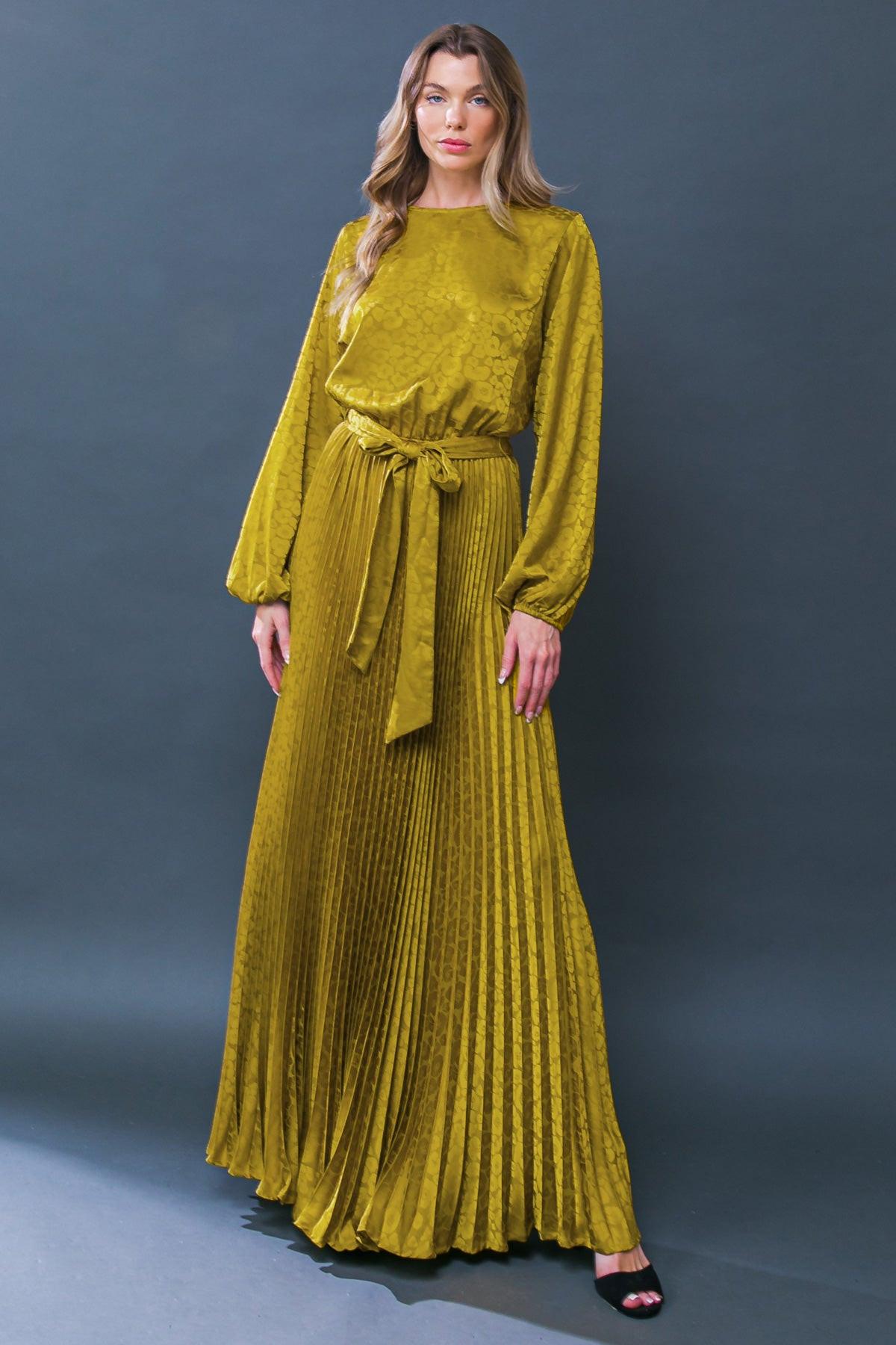 WON'T CHANGE MY HEART WOVEN MAXI DRESS.