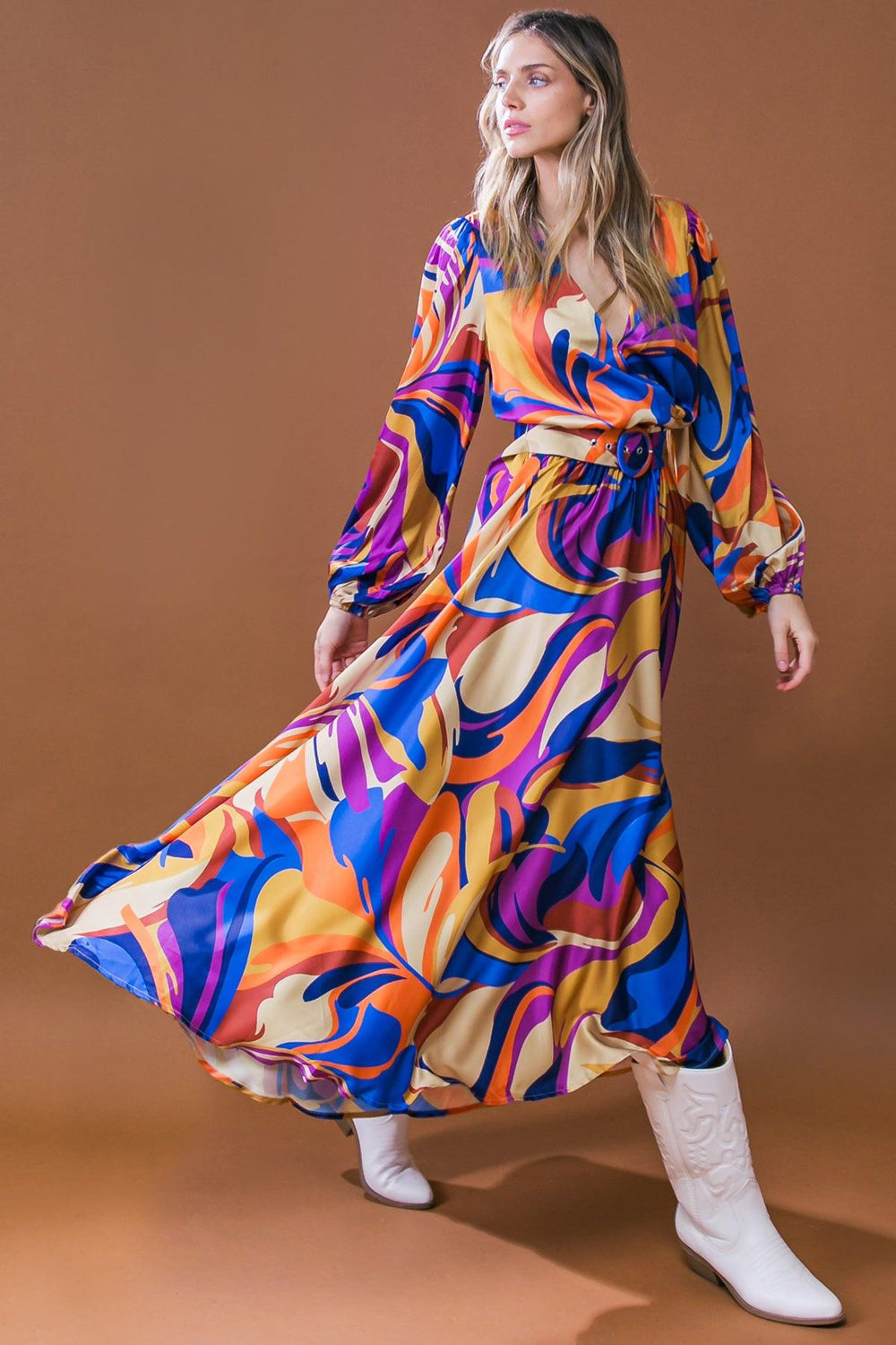 BOLD ADVENTURES WOVEN SATIN MIDI DRESS.