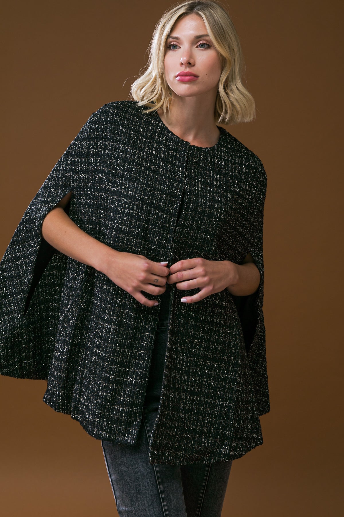 SUNSET DANCE TWEED CAPELET