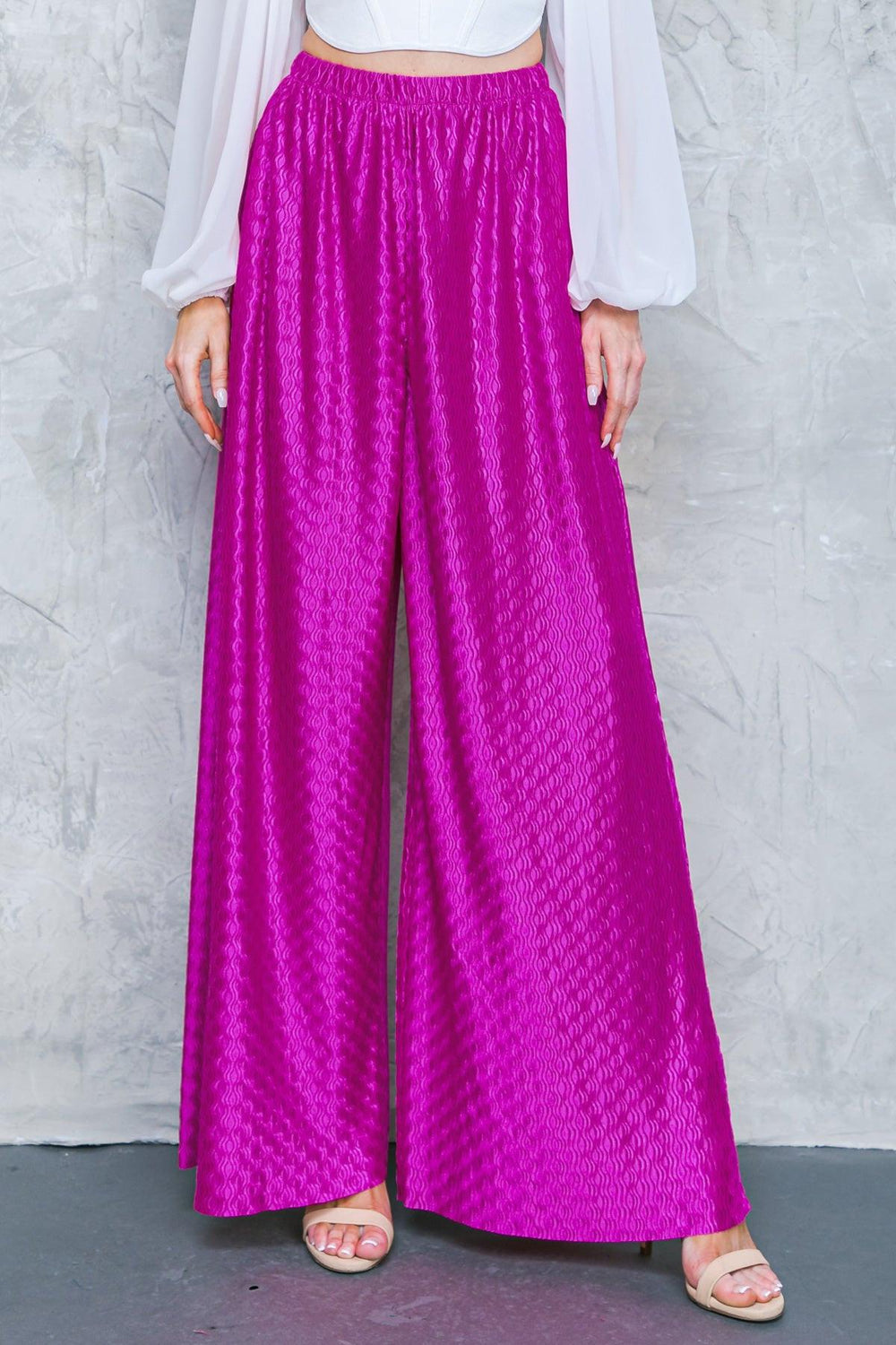 REGAL ROMANCE WOVEN PANTS.