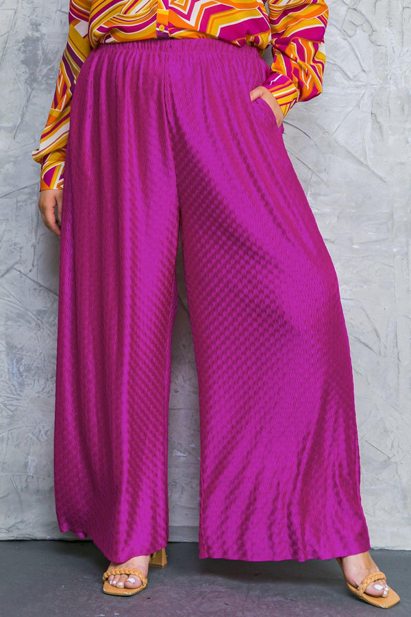REGAL ROMANCE WOVEN PANTS.