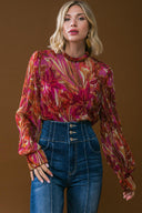 CRUSHING ON YOU WOVEN TOP.