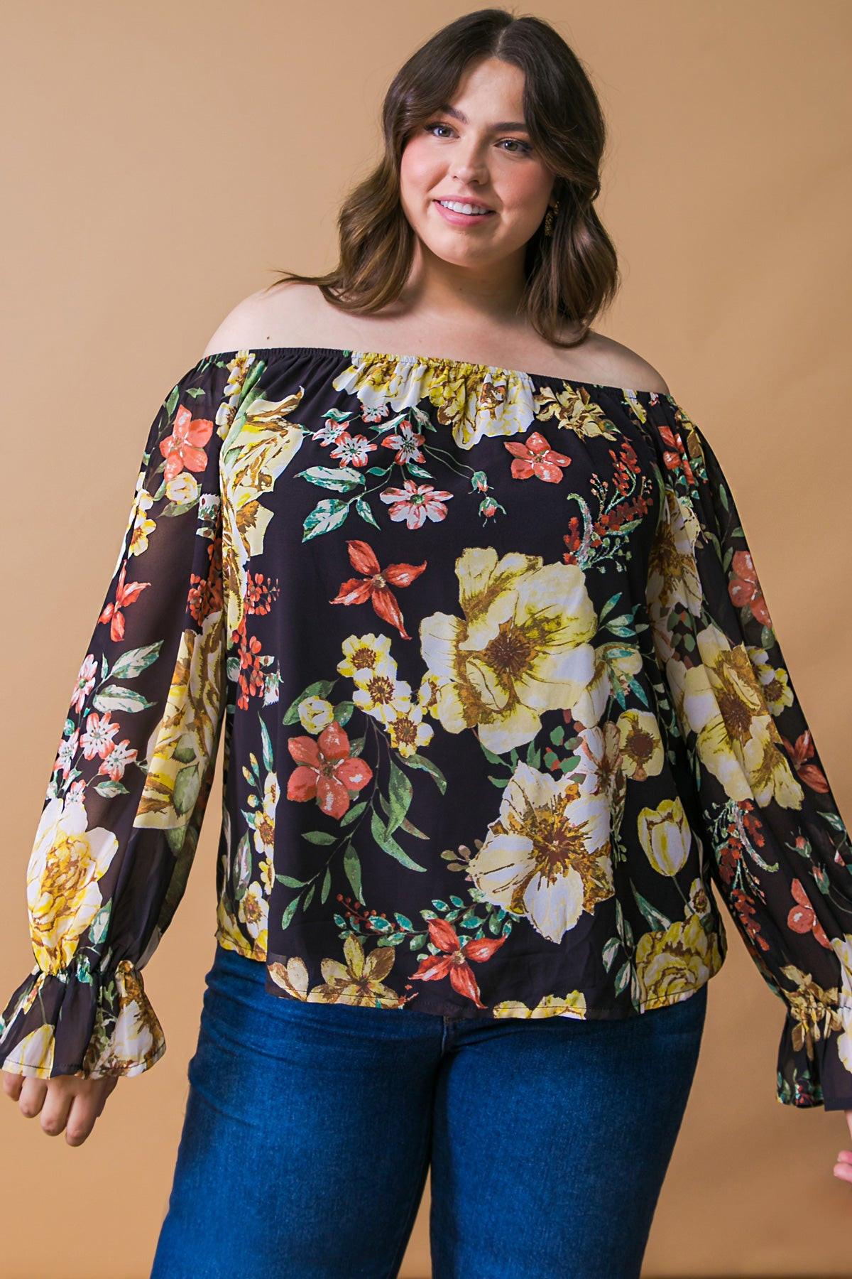 CAN'T ESCAPE YOU FLORAL TOP.