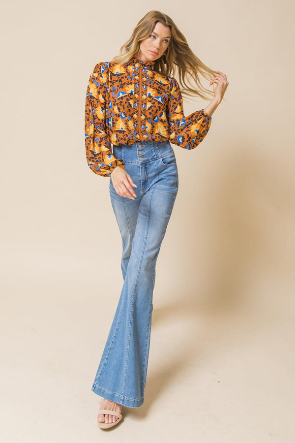 OVERTHINKING IT WOVEN TOP.