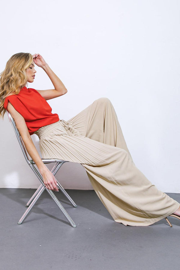 MAGICAL ILLUSIONS WOVEN PANTS.