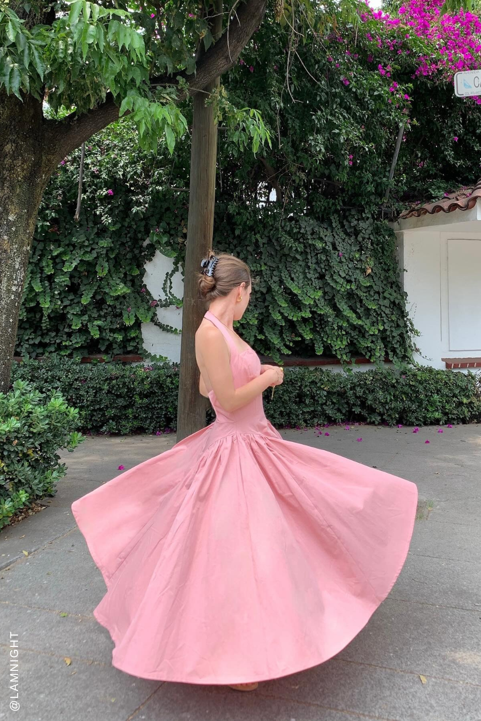 CAUGHT IN THE RAIN PINK WOVEN MIDI DRESS.