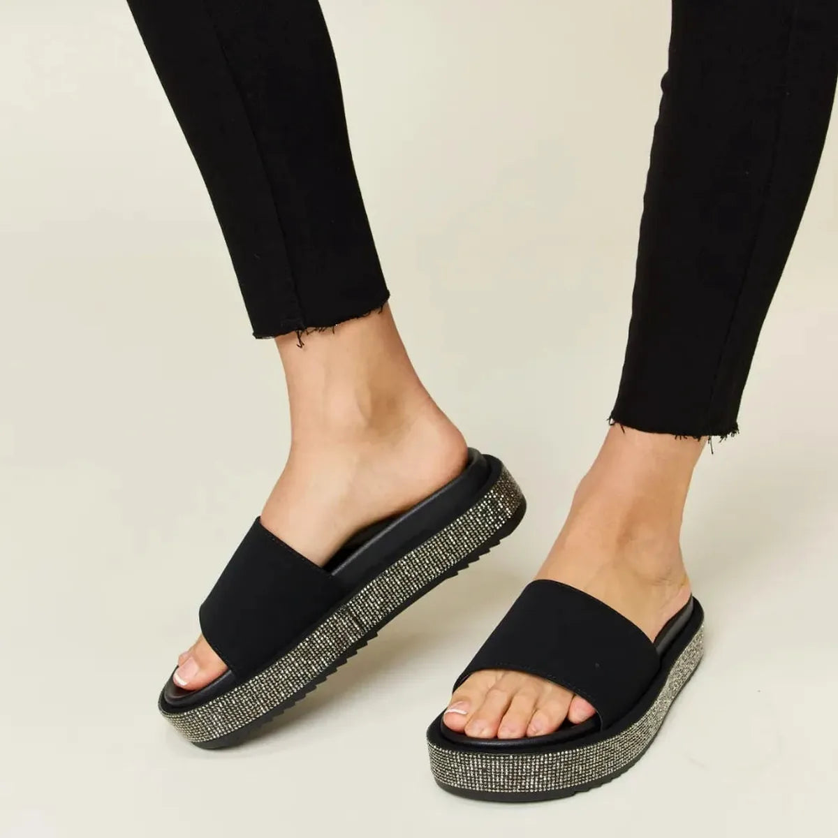 Glamorous Open Toe Rhinestone Platform Sandals for Summer Style
