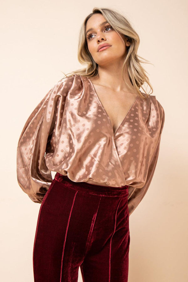 LET YOUR LIGHT SHINE WOVEN TOP.