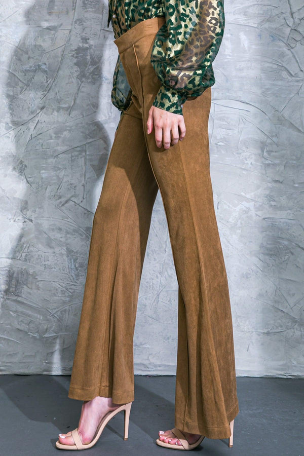 BREEZY BEAUTY SUEDE PANTS.