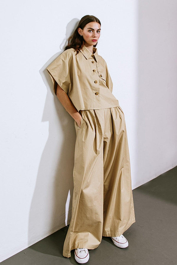 IT'S PERFECT TIMING WOVEN TOP.