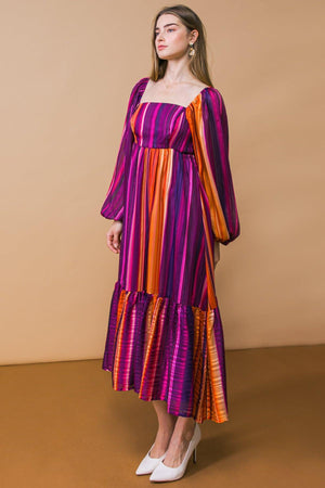 EVERYTHING YOU NEEDED WOVEN MIDI DRESS.