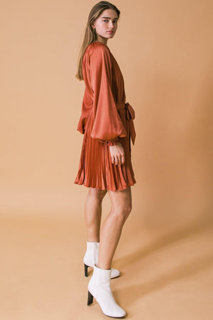 GAME CHANGER WOVEN MINI DRESS.