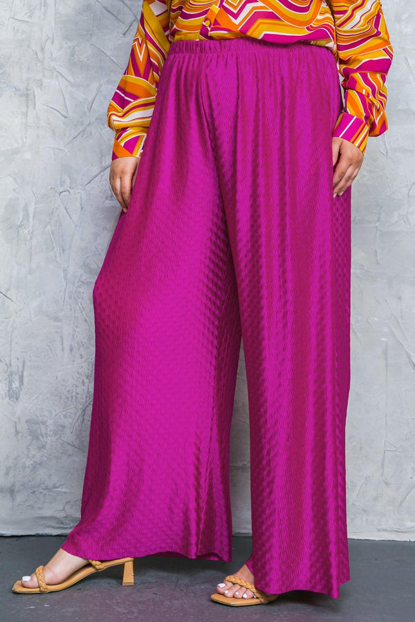 REGAL ROMANCE WOVEN PANTS.