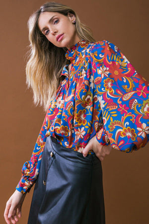 IMPRESSIVE BLOSSOM WOVEN TOP.