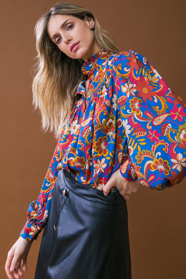 IMPRESSIVE BLOSSOM WOVEN TOP.