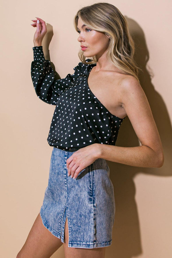 DRAWING CONCLUSIONS WOVEN TOP.