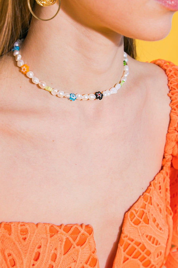 NICOLE PEARL NECKLACE.