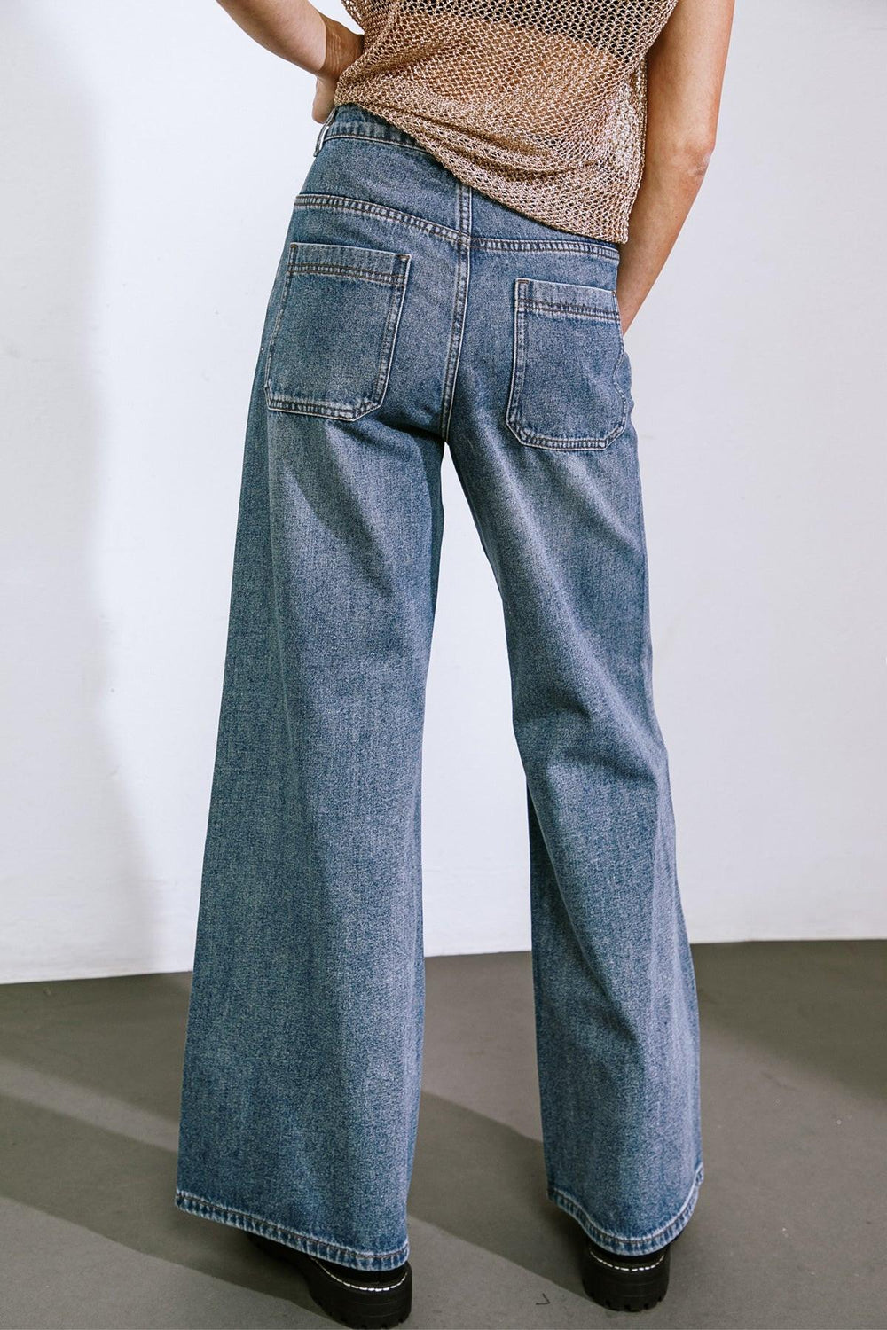 SHE'S A SWEET TALKER DENIM PANTS.