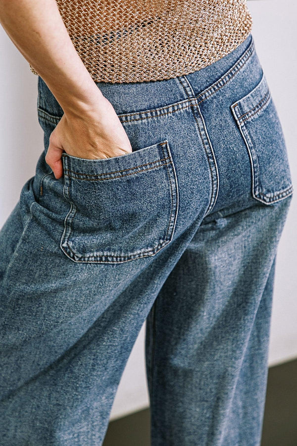 SHE'S A SWEET TALKER DENIM PANTS.