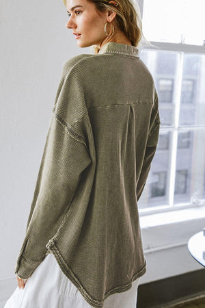 A CHILL MOMENT KNIT TOP.