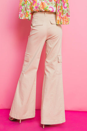 TAKE A WALK WITH ME WOVEN CARGO PANTS.