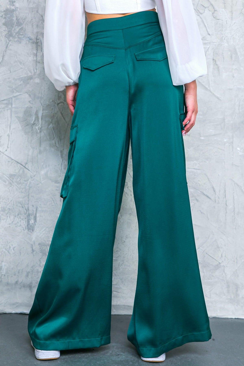 GRACEFUL MOVEMENTS PANTS.