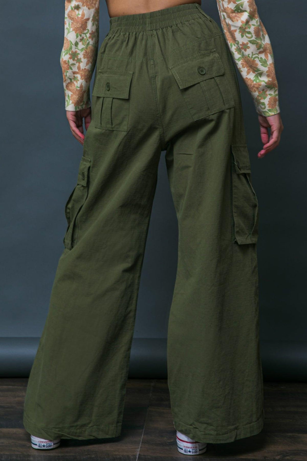 INCREDIBLE MOMENTS WOVEN CARGO PANTS.