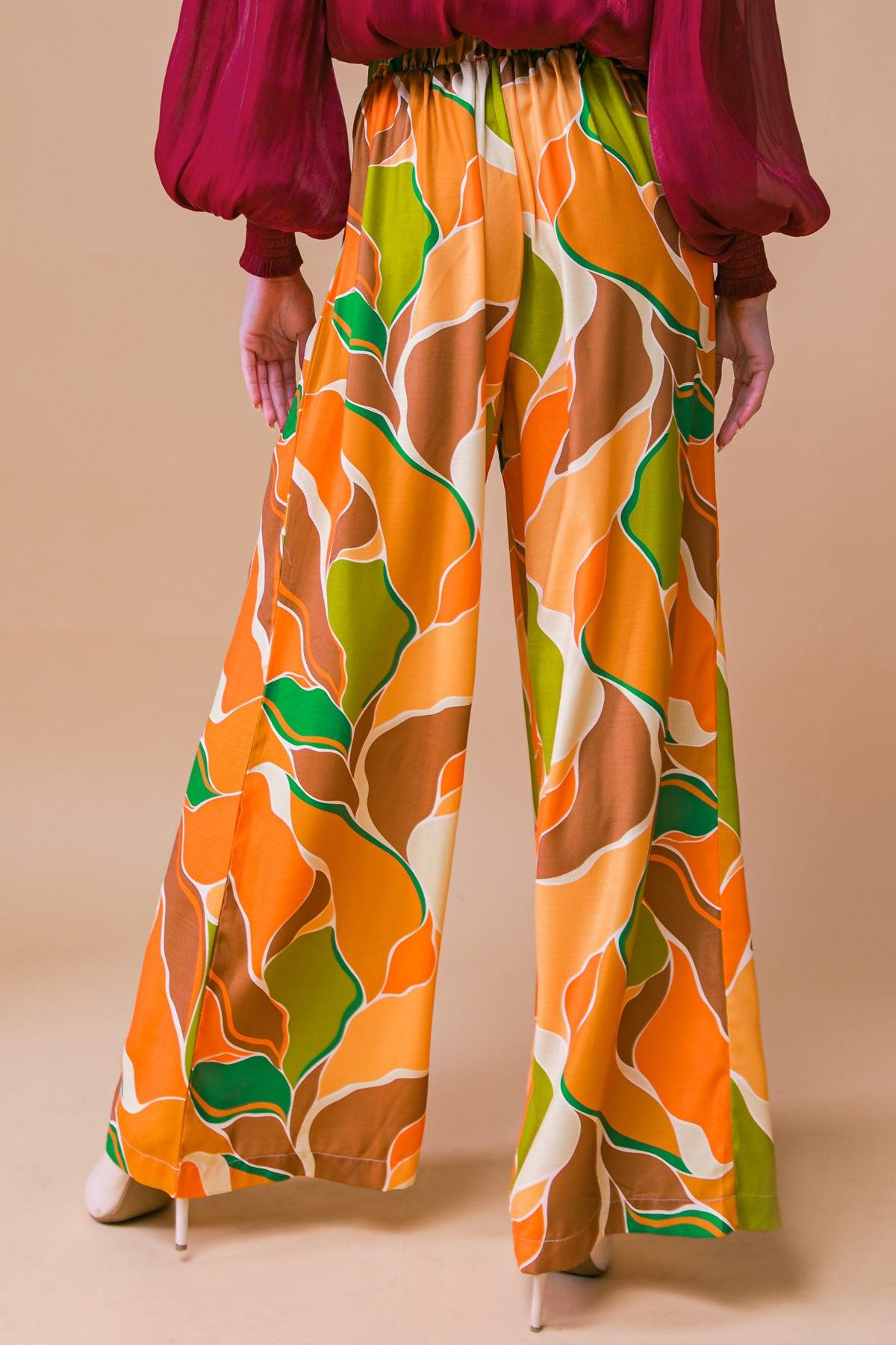 SWEETEST ENTRANCE WOVEN PANTS.