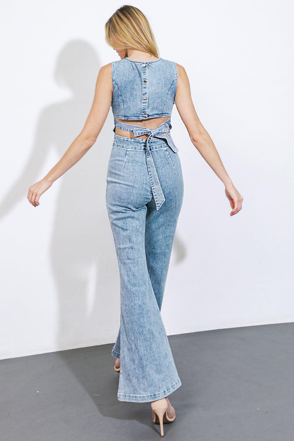 IT'S ANOTHER DAY DENIM JUMPSUIT.